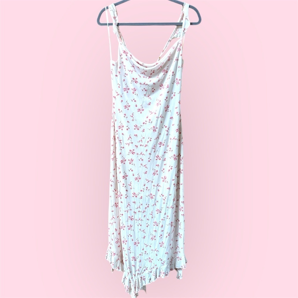 Pink Floral White sleeveless maxi dress with ruffled spaghetti strap